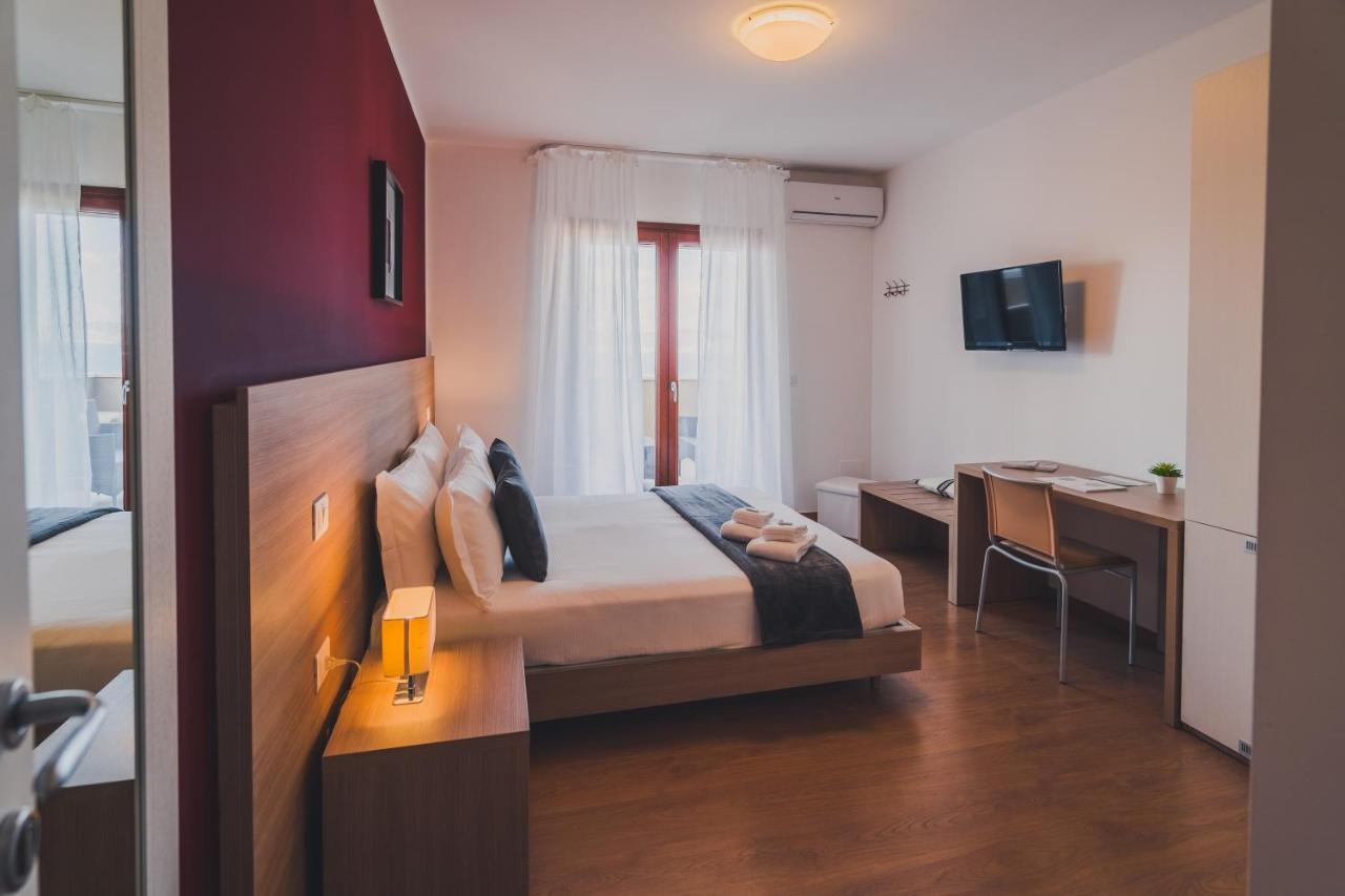 Trip Room & Breakfast Ρέτζιο ντι Καλάμπρια Εξωτερικό φωτογραφία